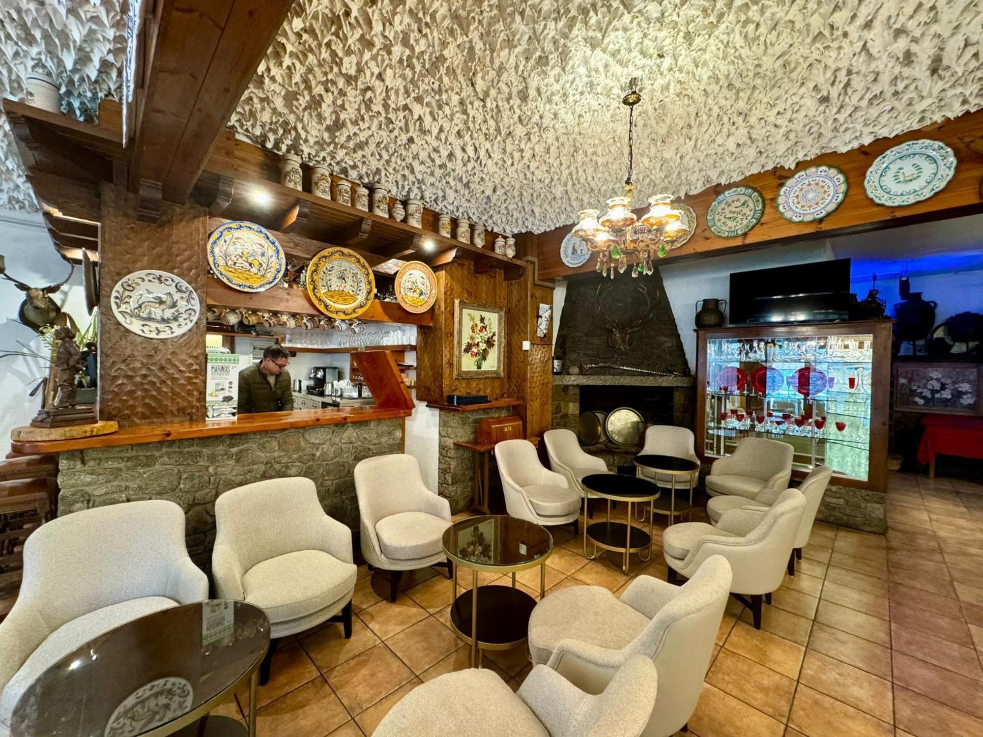 Hotel Valls Valira Os de Civís Екстериор снимка