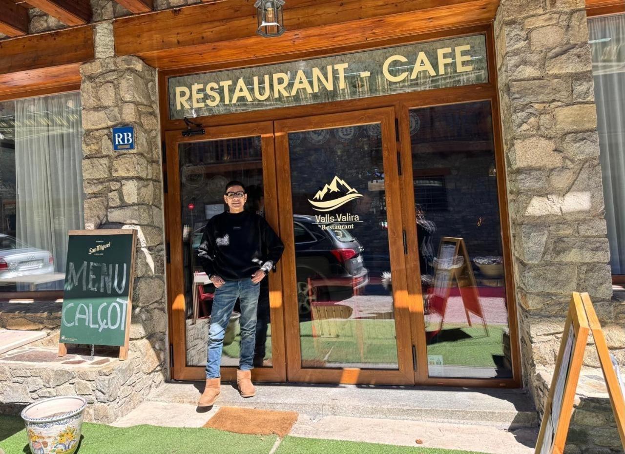 Hotel Valls Valira Os de Civís Екстериор снимка