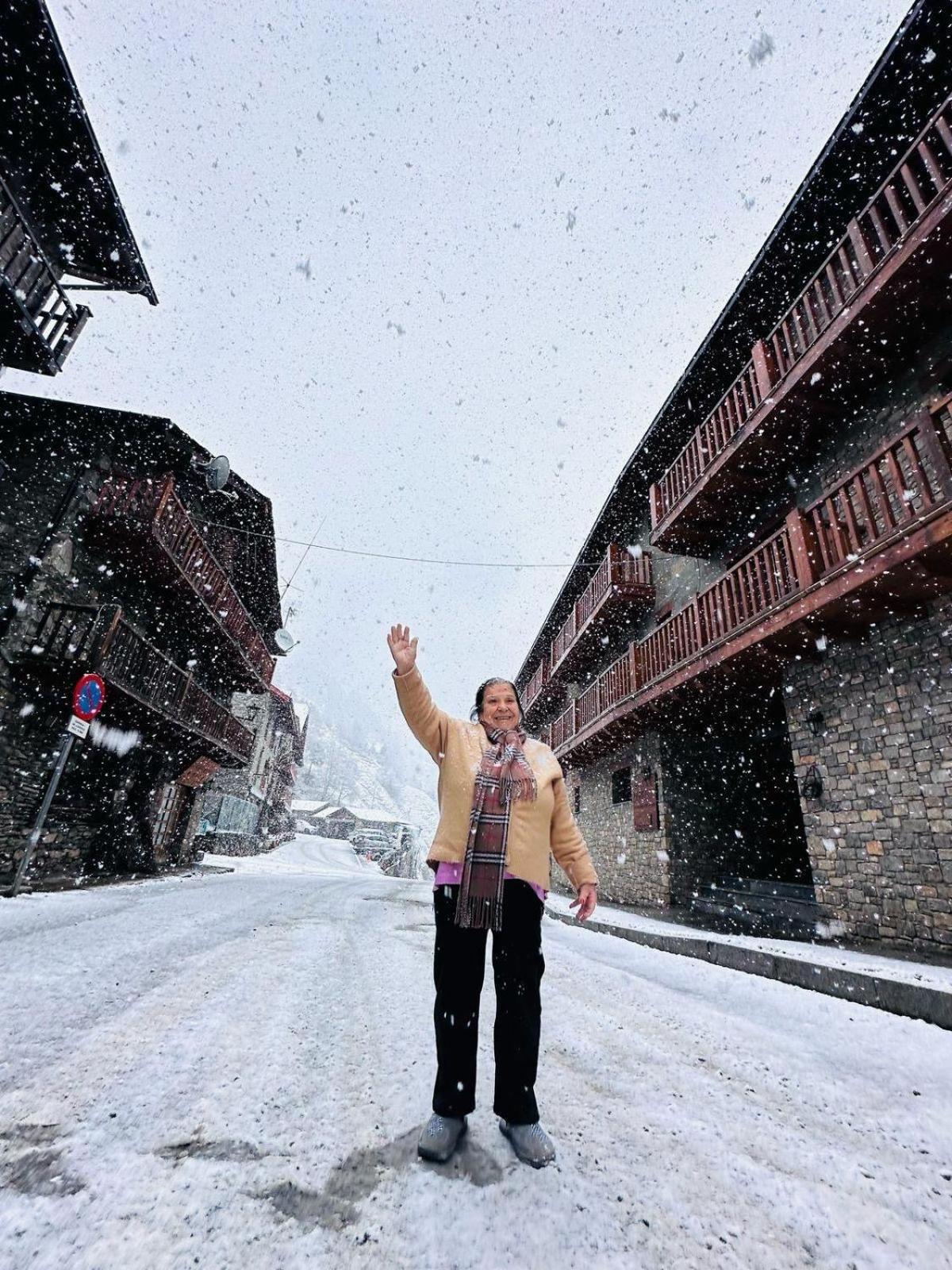Hotel Valls Valira Os de Civís Екстериор снимка
